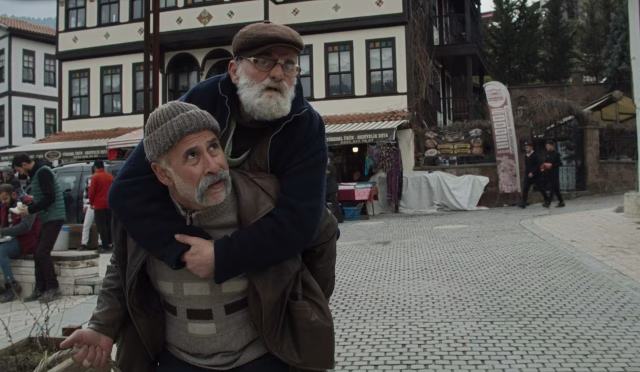 Sıvasız Evlerden Biri